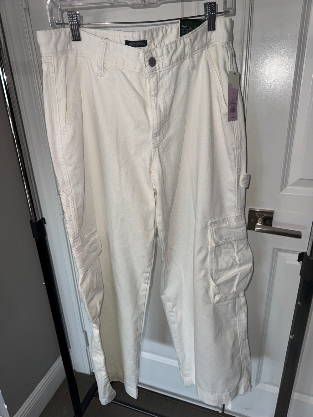 wild fable White Men's Cargo Pants with Utility Pockets